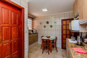 Image 33 - 833755