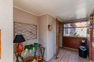 Image 38 - 833755