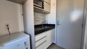 Image 3 - 833756