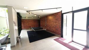 Image 13 - 833756