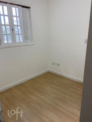 Image 19 - 833798