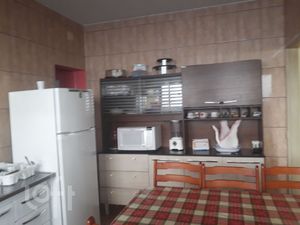 Image 1 - 833812