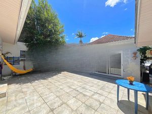Image 18 - 833877