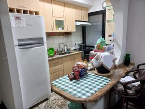 Image 11 - 833899