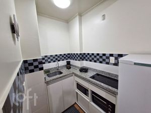 Image 9 - 833923
