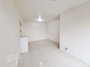 Image 8 - 833941
