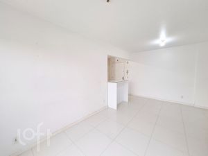 Image 7 - 833941