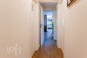 Image 31 - 833952