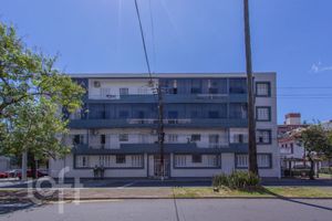Image 17 - 833962