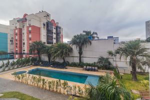 Image 8 - 834055