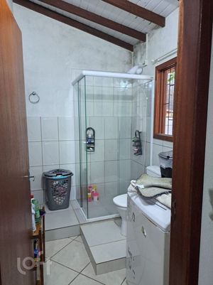 Image 9 - 834057