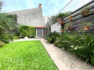 Image 32 - 834070