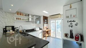 Image 19 - 834074