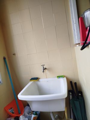 Image 8 - 834099
