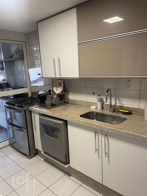 Image 2 - 834134