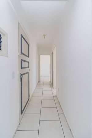 Image 21 - 834136