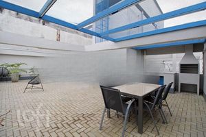 Image 19 - 834141