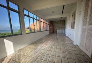 Image 4 - 834155