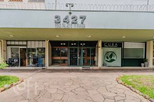Image 32 - 834157