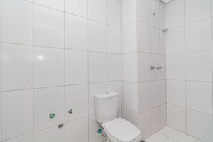 Image 7 - 834195