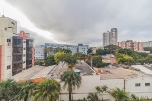 Image 23 - 834195