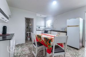 Image 3 - 834274