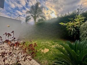 Image 39 - 834283