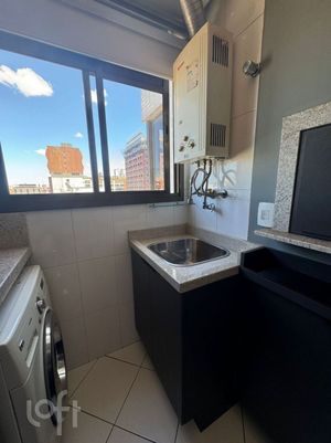 Image 7 - 834355