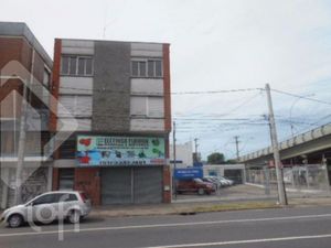 Image 15 - 834360