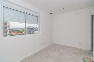 Image 21 - 834397