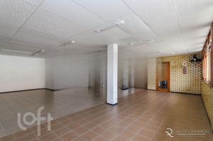 Image 17 - 834451