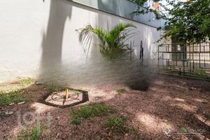 Image 16 - 834451