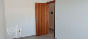 Image 21 - 834475