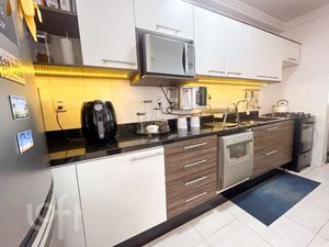 Image 6 - 834507