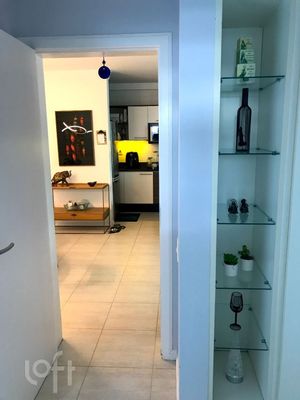 Image 10 - 834507