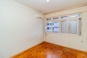 Image 6 - 834524