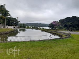 Image 12 - 834538