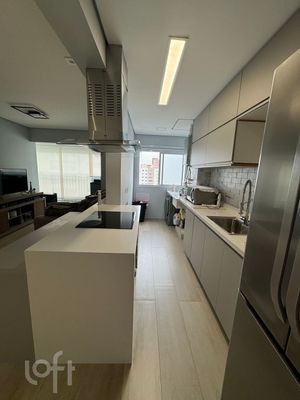 Image 20 - 834588
