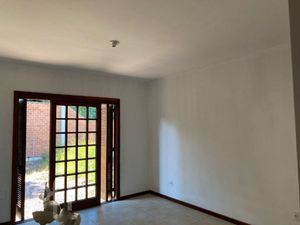 Image 3 - 834593