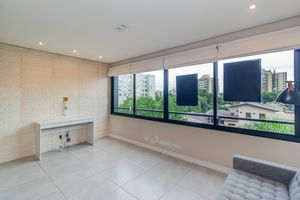 Image 1 - 834636