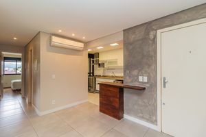 Image 6 - 834636
