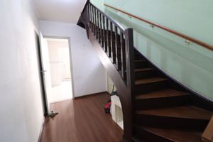 Image 3 - 834646