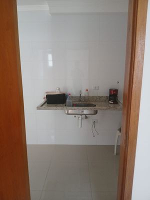 Image 3 - 834655