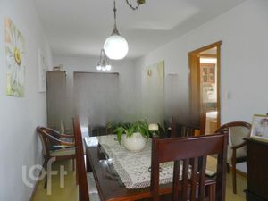 Image 4 - 834804