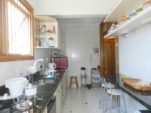 Image 20 - 834804