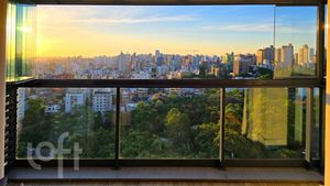 Image 8 - 834809