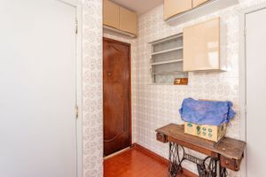 Image 48 - 834823