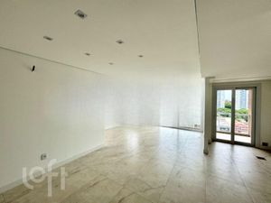 Image 14 - 834850