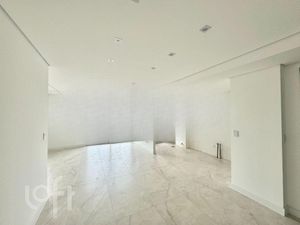 Image 13 - 834850
