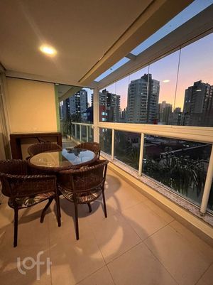 Image 15 - 834852